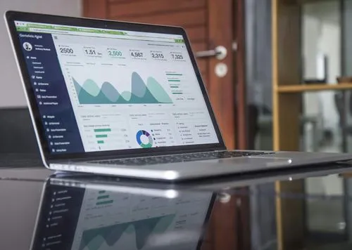 LinkedIn Messaging Benchmarks: What’s a Good Reply Rate in 2025?