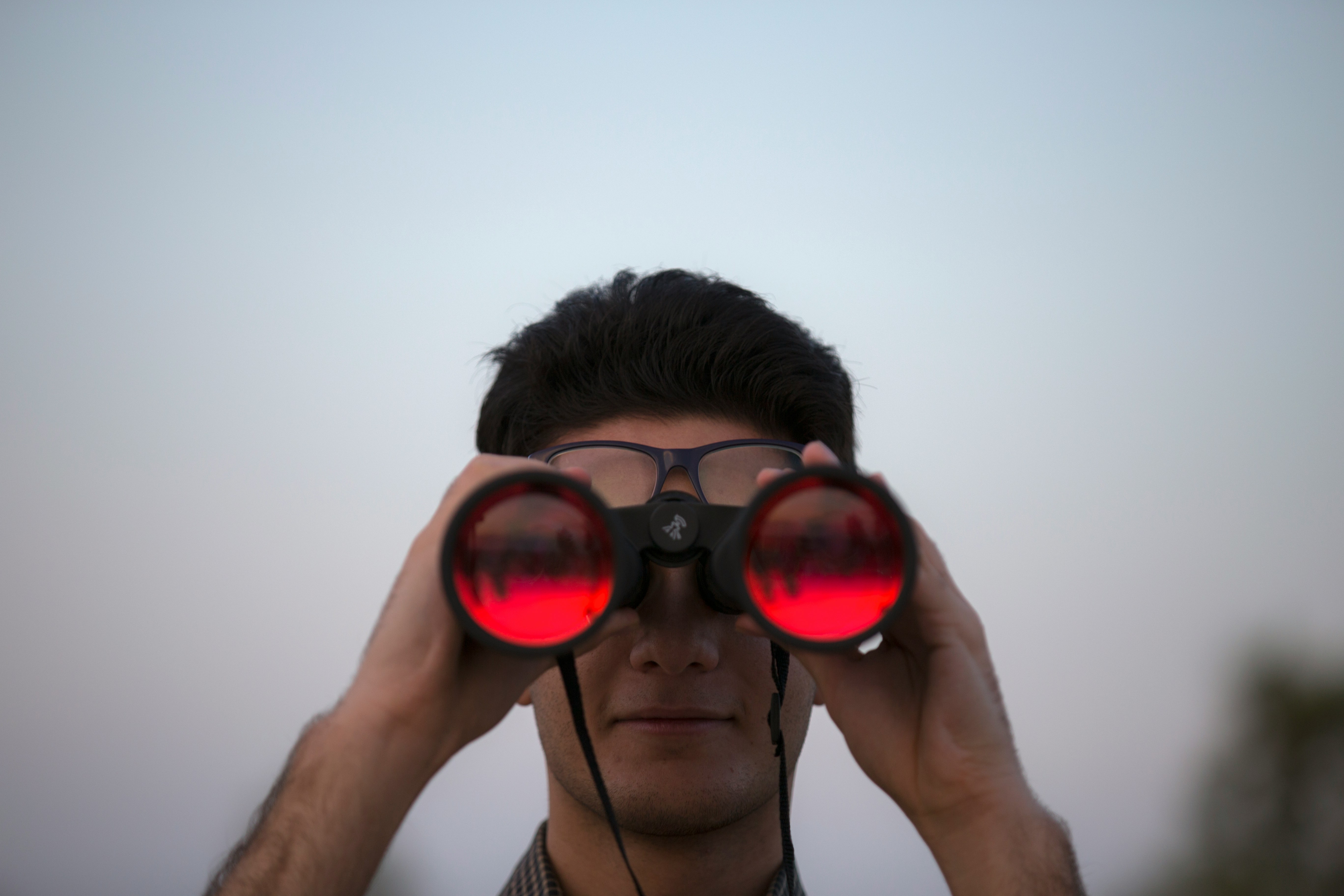 Four Signs a B2B Company Is Ready to Buy, and Where to Find Them