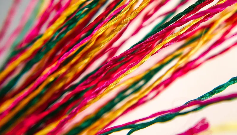 Multithreading Sales Works Better When the Signal Picks the Contacts